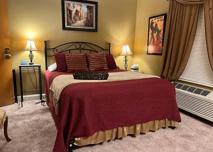 Woodstock Inn Bed & Breakfast
